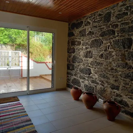 Peaceful Place In Porto Moniz * Achadas da Cruz